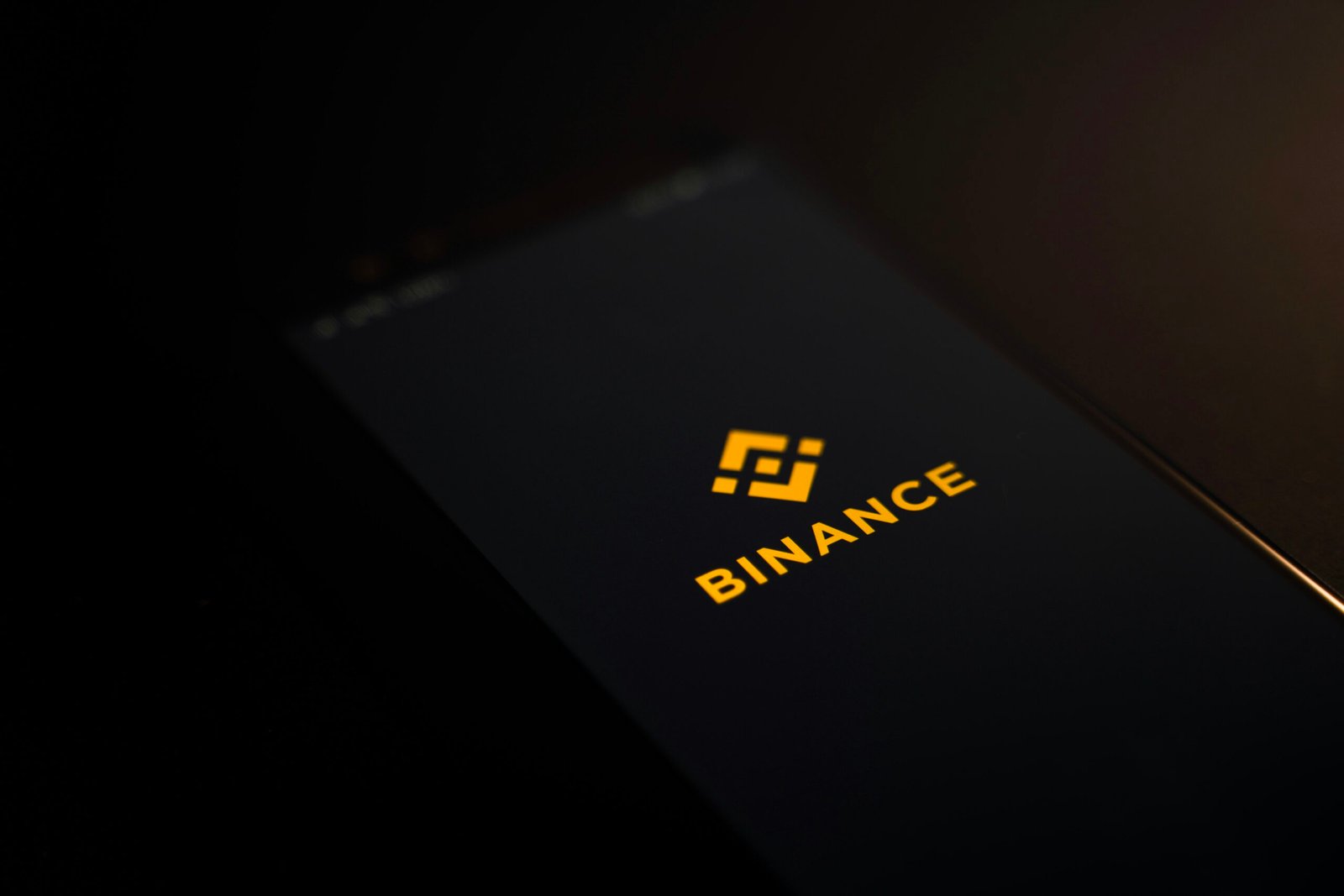 Make Money with Binance App